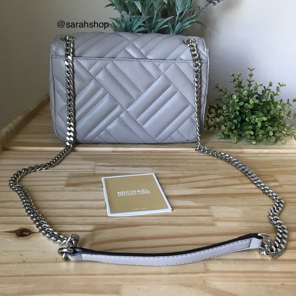 🌼Michael Kors Purse - Picture 3 of 14